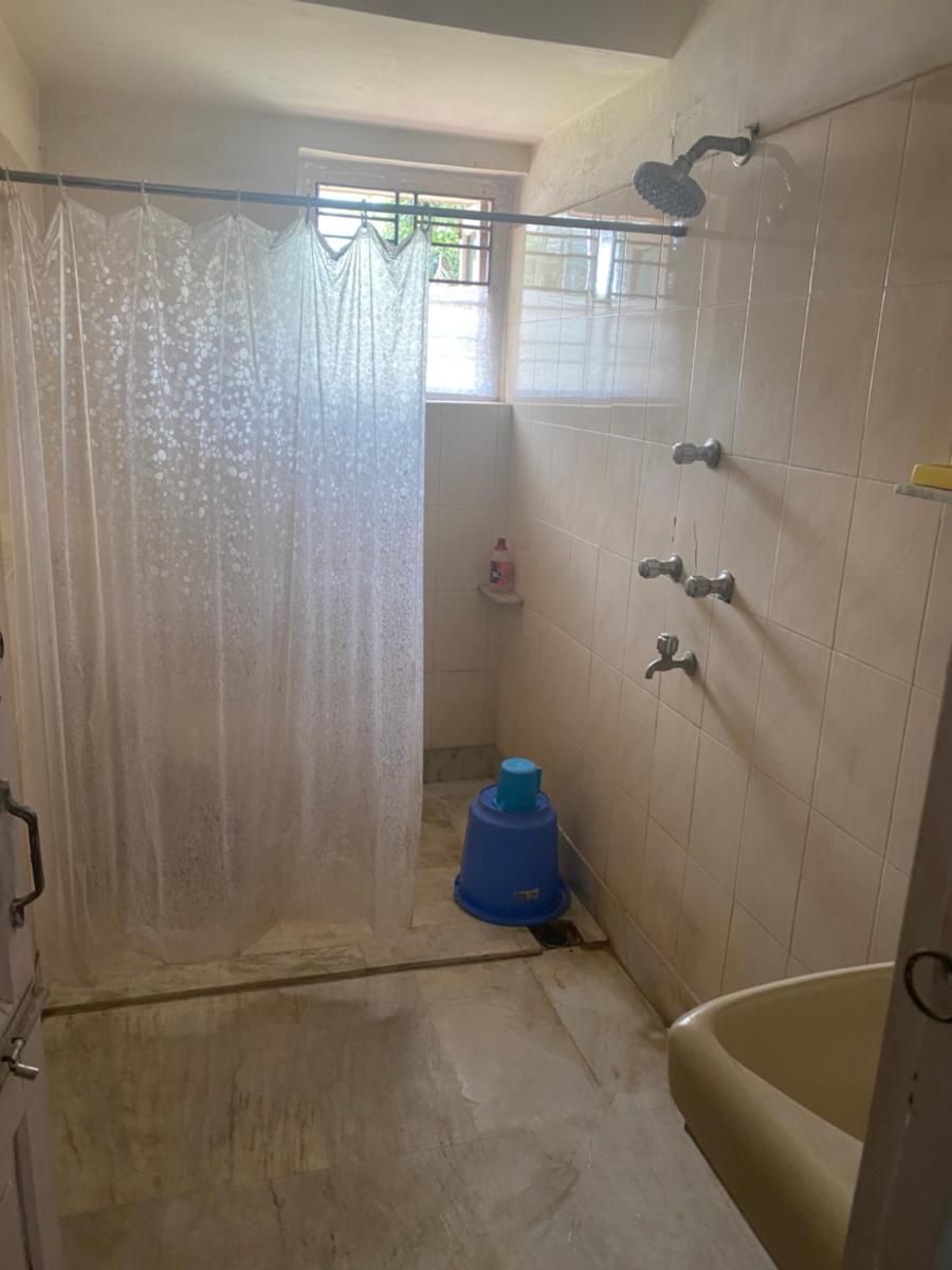 We have wonderful villa at Shantiniketan. - Housity