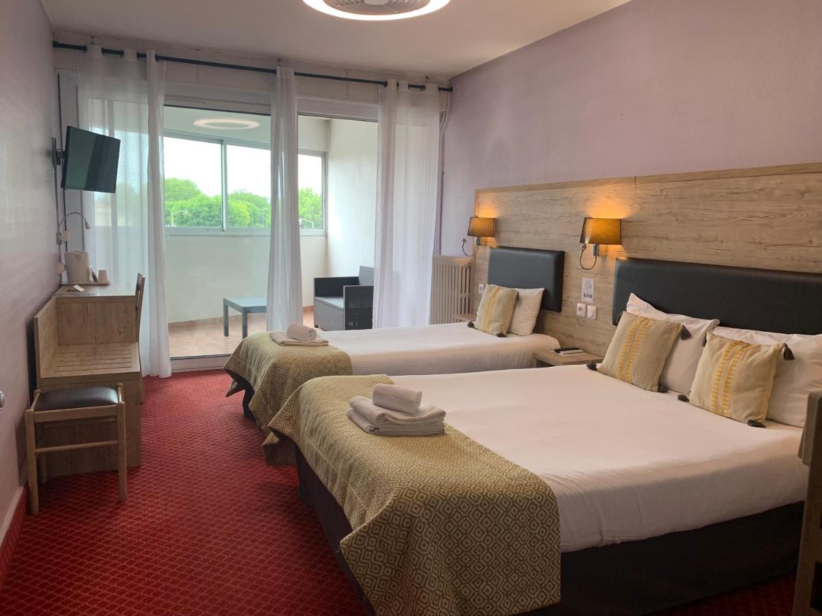 Brit Hotel Bleu Nuit - Housity