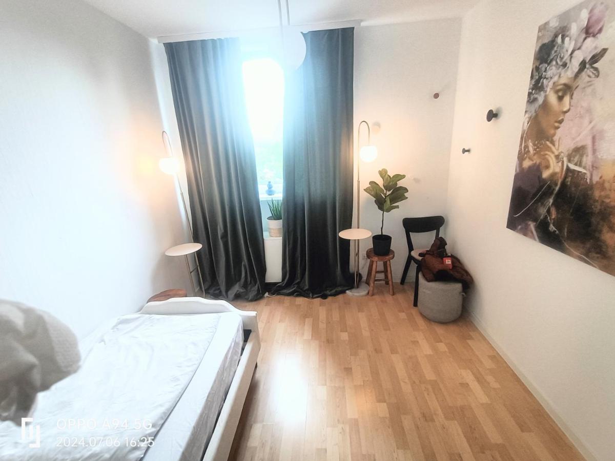 FMI13Furnished Accommodation - Housity