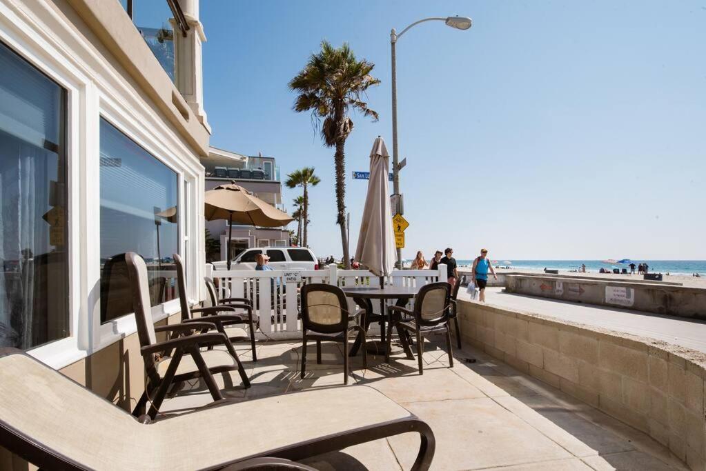 Luxury Penthouse with Elevator - Sleeps 10+ - Family Friendly Sun / Surf / Sand - Housity