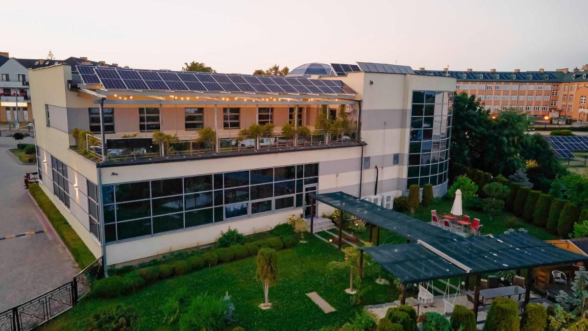 Fabryka Jedzenia - Housity