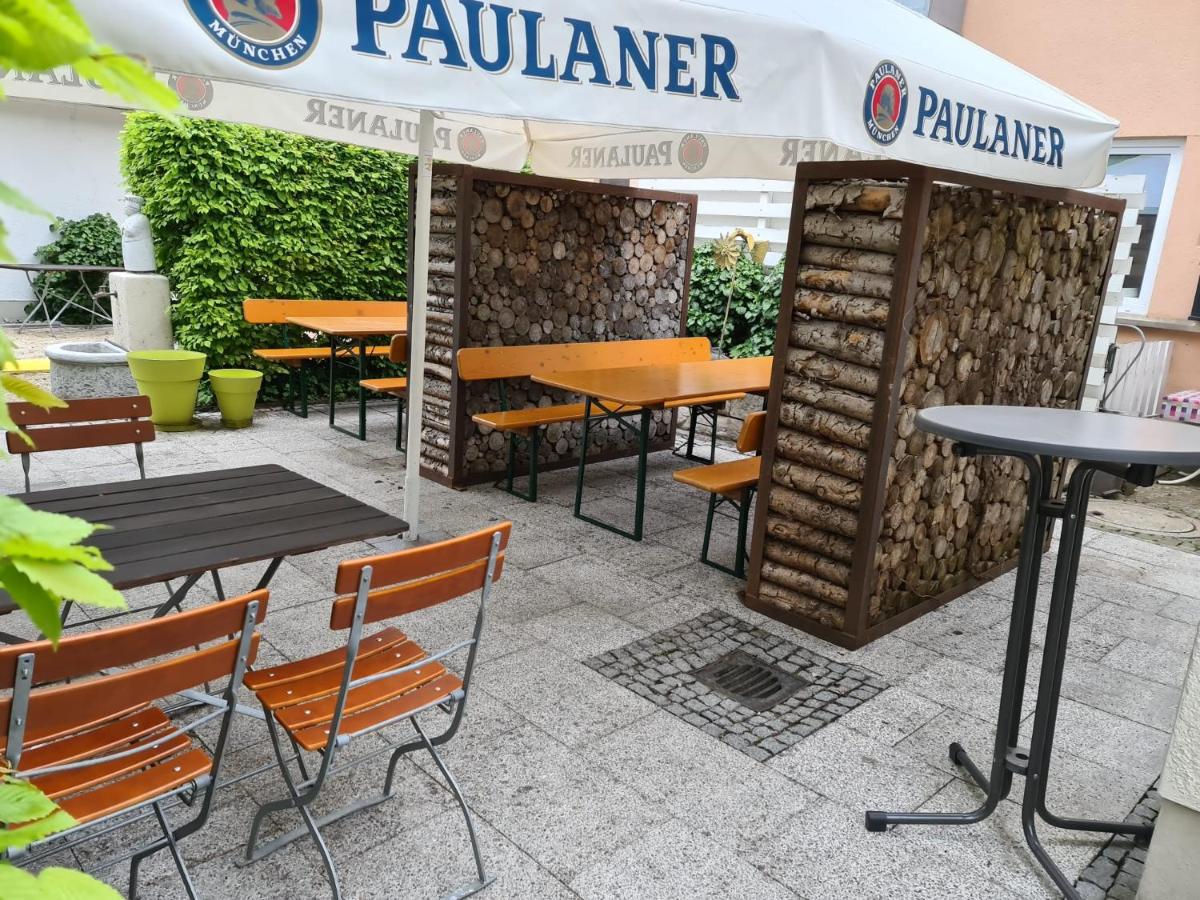 Hotel & Restaurant Fischer - Housity