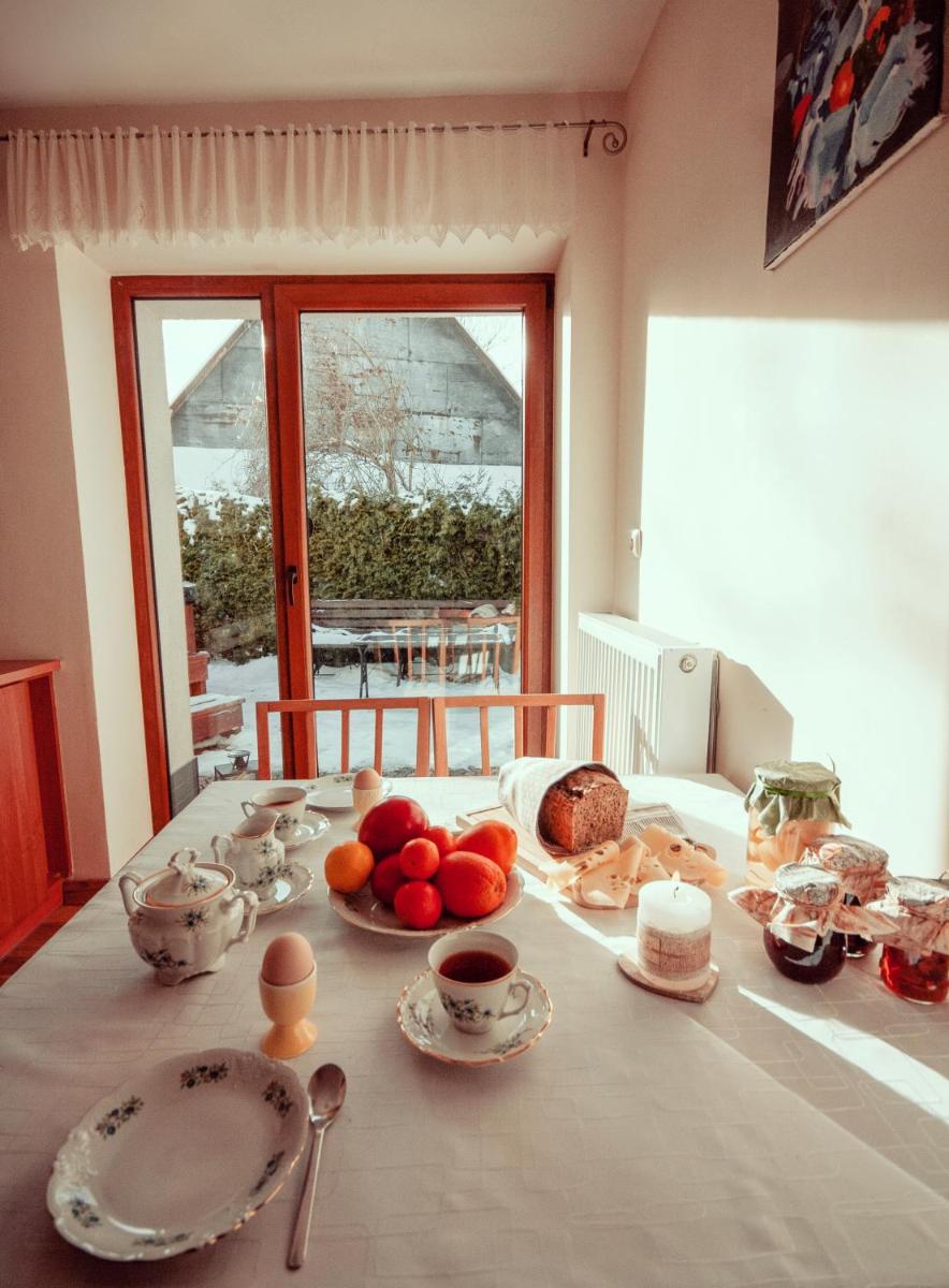 Chatka Czarny Bocian w Podgórzynie - Housity