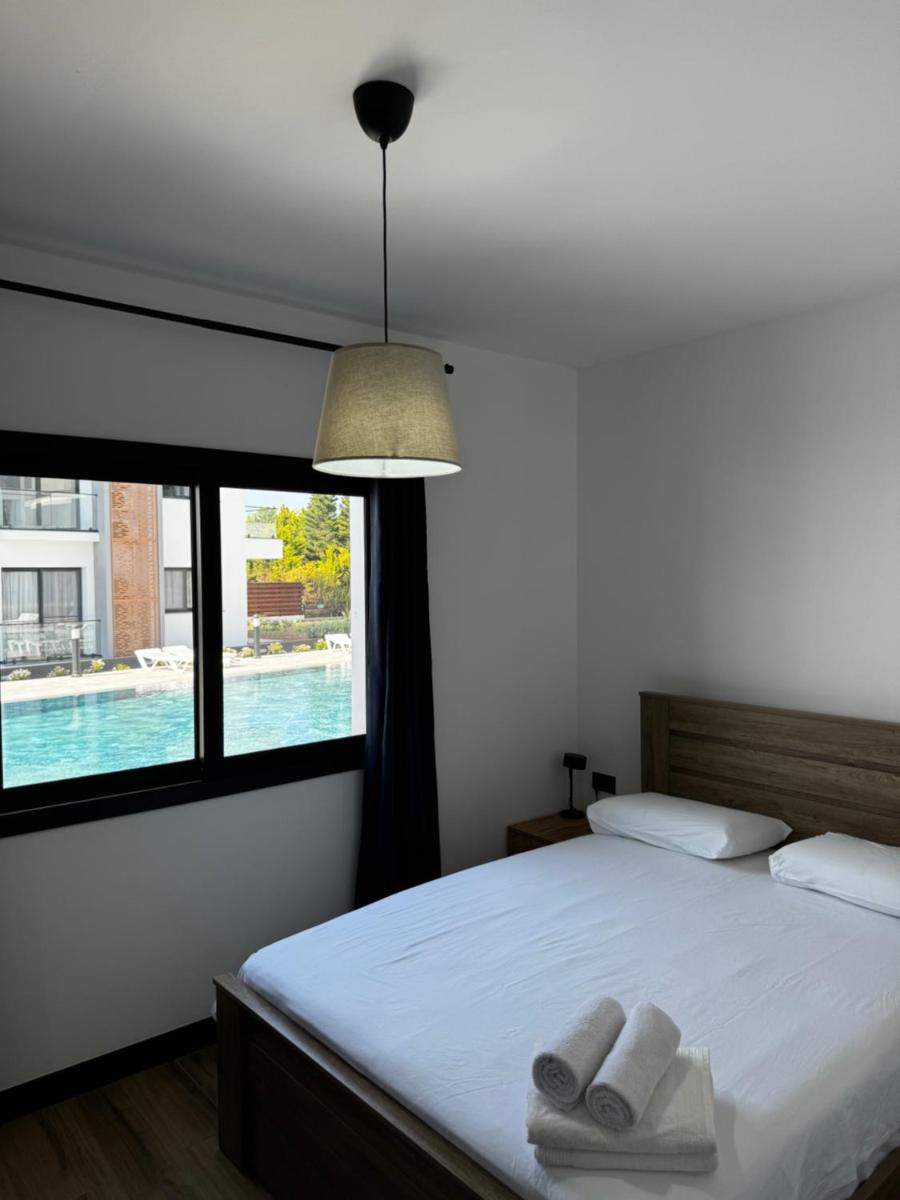 Blue Island 1 & 2 Holiday Rentals - Housity