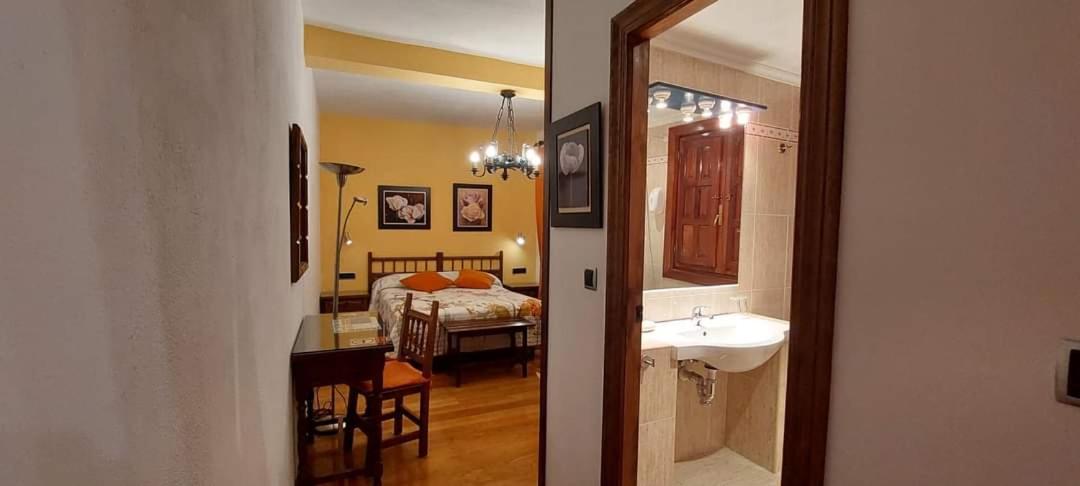 Hosteria Picos De Europa - Housity