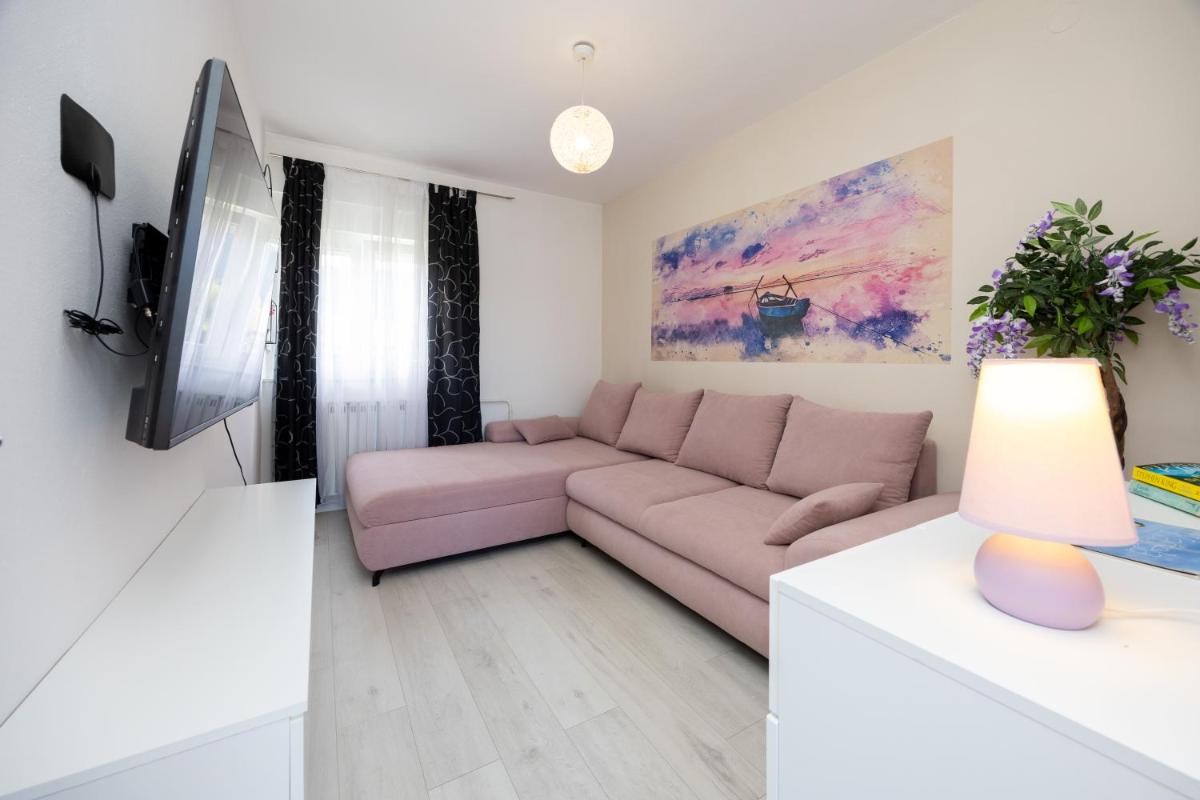 Terrace Kastela - Housity