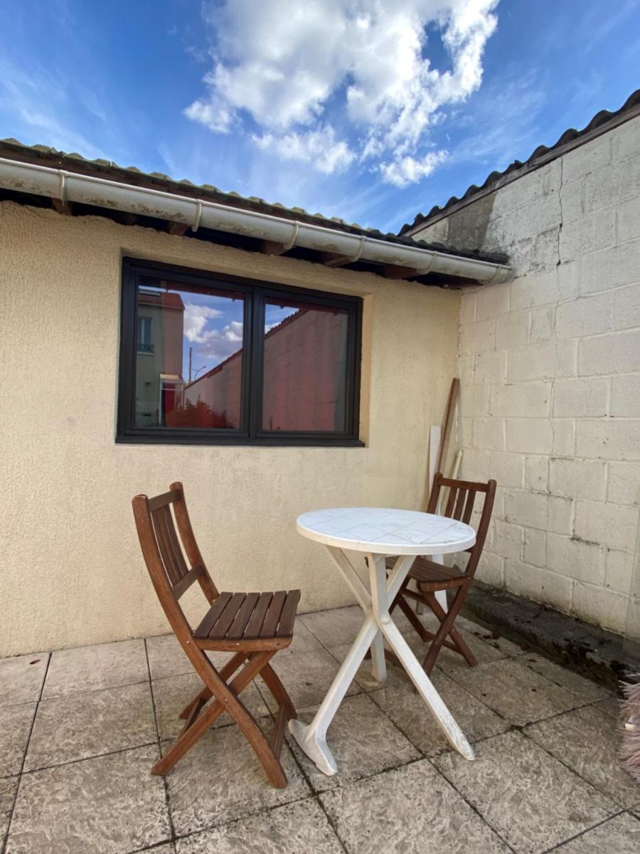 Joli Maison calme 10 Mn de Paris st LAZARE - Housity
