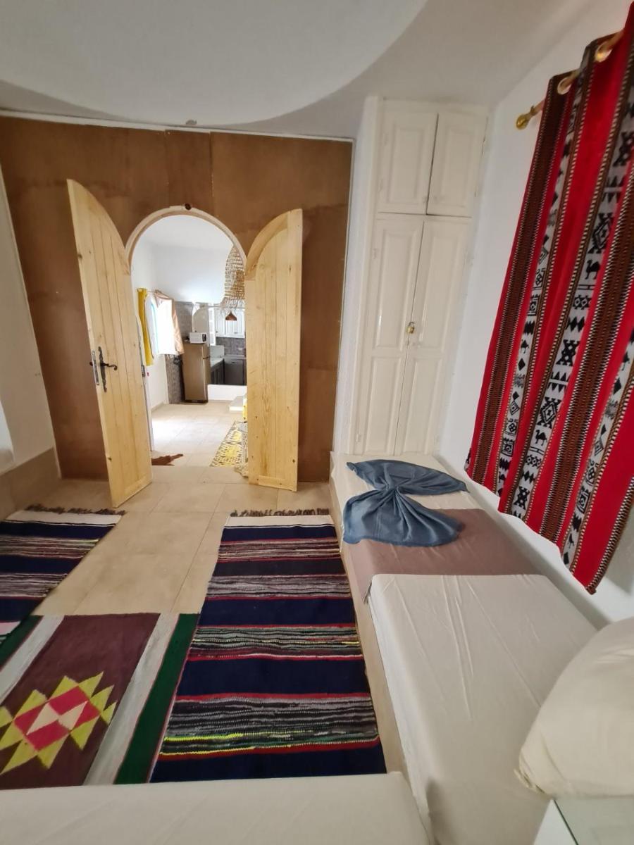 Maison typiques (houche) avec piscine - Housity