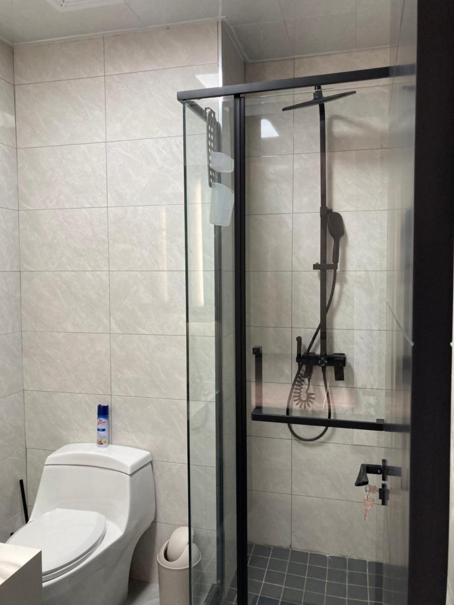 Urban Awe Apartment- Setlhoa - Hizvo