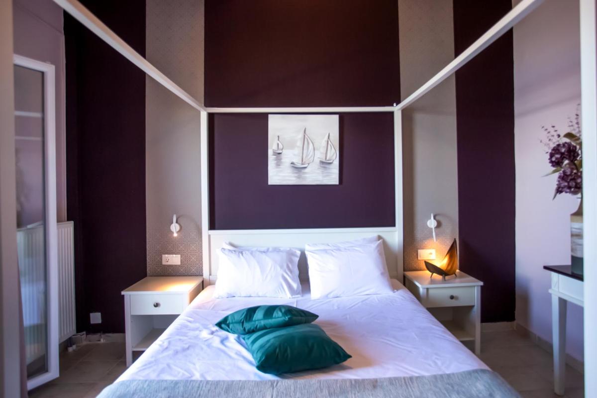 Ionian Boutique - Housity