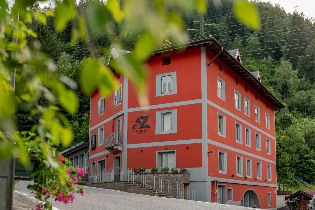 Hotel Garnì Zanella - Housity