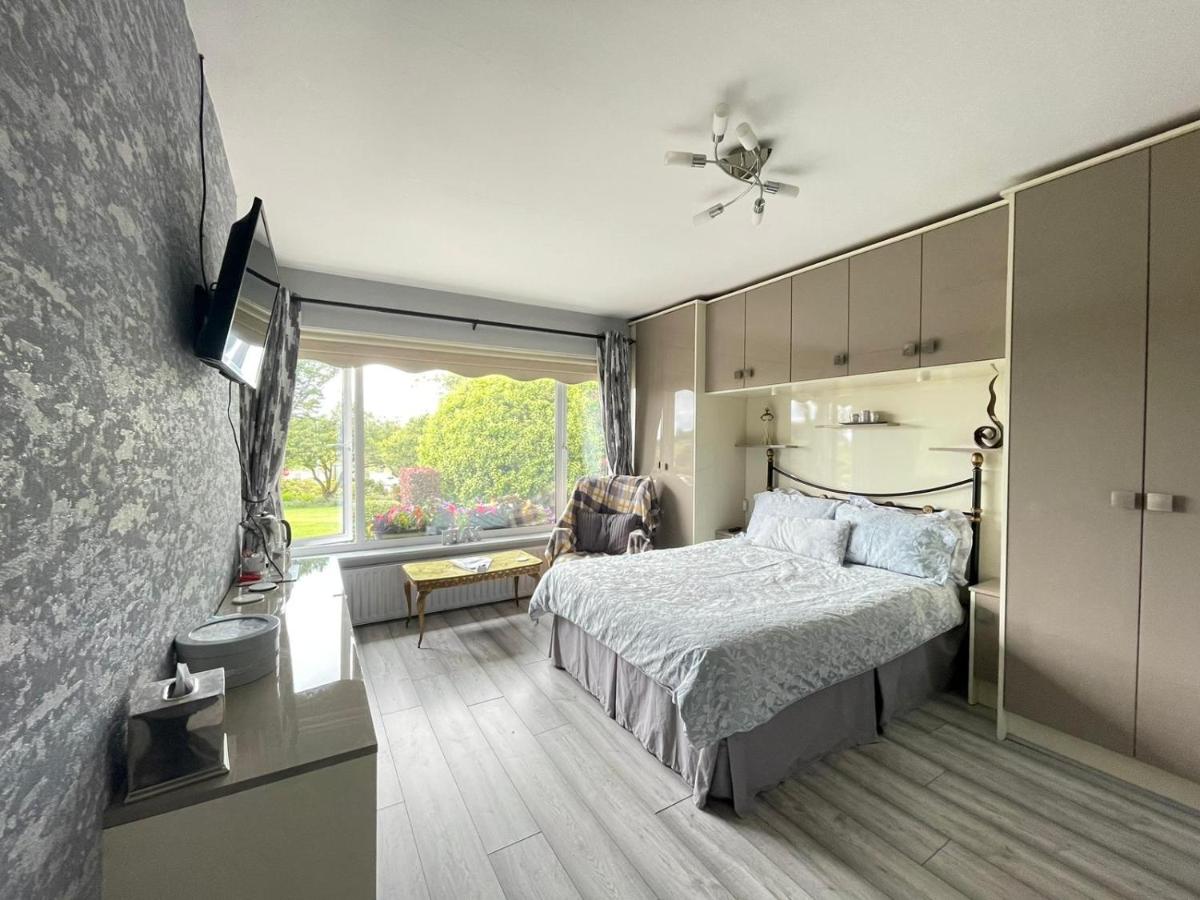 June’s b&b - Housity