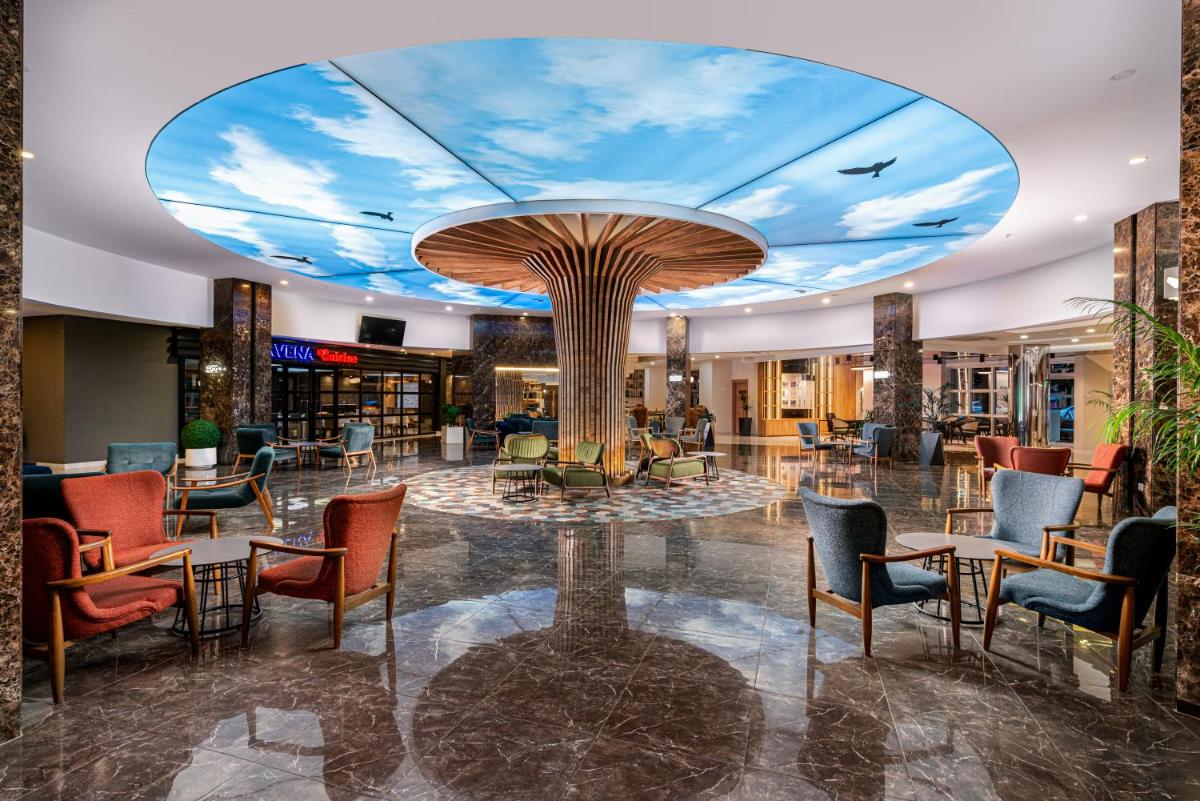 Avena Resort & Spa Hotel - Housity
