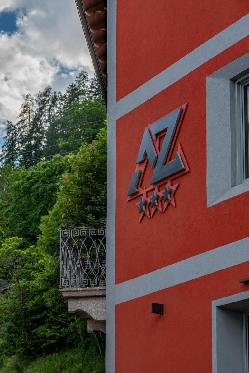 Hotel Garnì Zanella - Housity