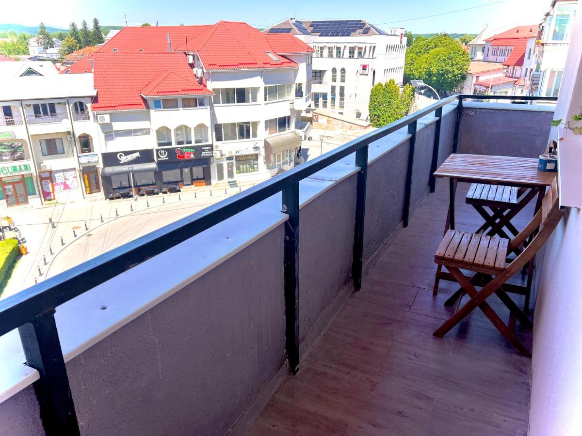 Old Town View - Ultra Central Apartment - Free Parking - Hizvo