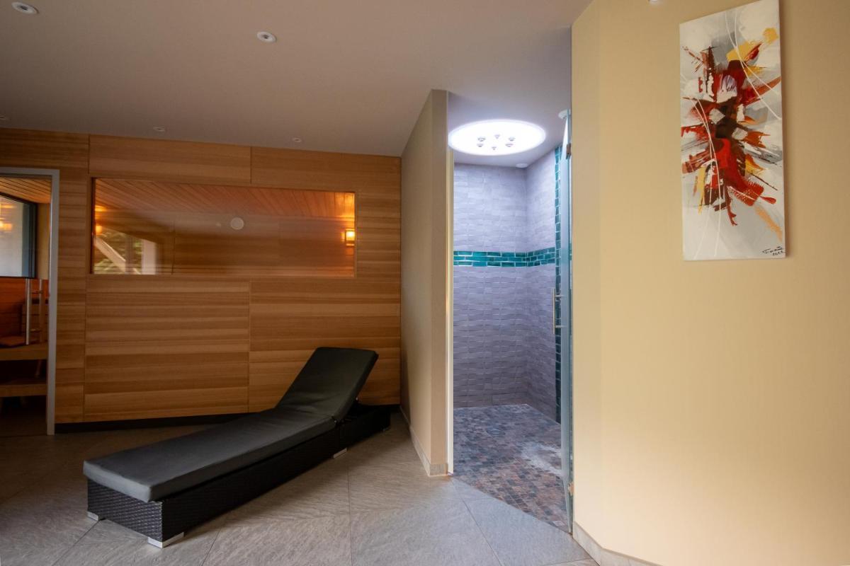 Photo de la galerie de l'établissement Logis Hôtel Le Régal & Spa, à Saint-Dié-des-Vosges