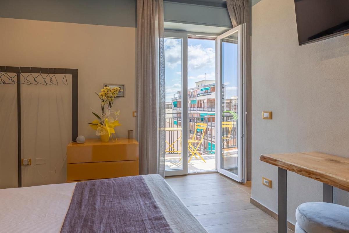 Luci Sul Mare -Boutique Rooms - Housity