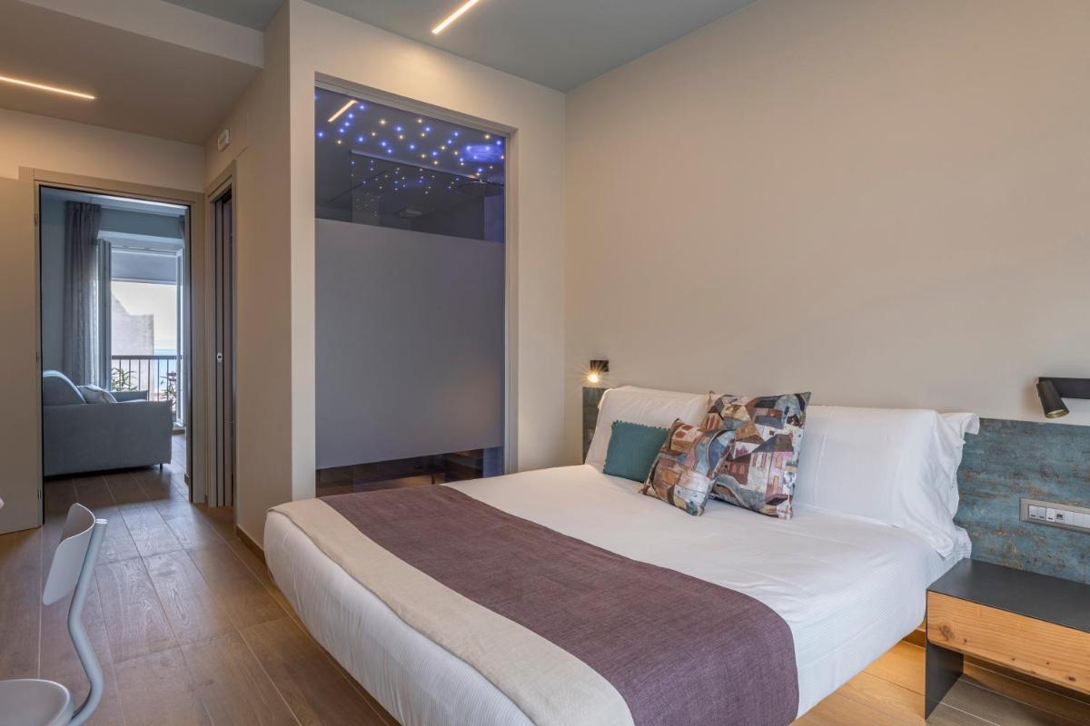Luci Sul Mare -Boutique Rooms - Housity