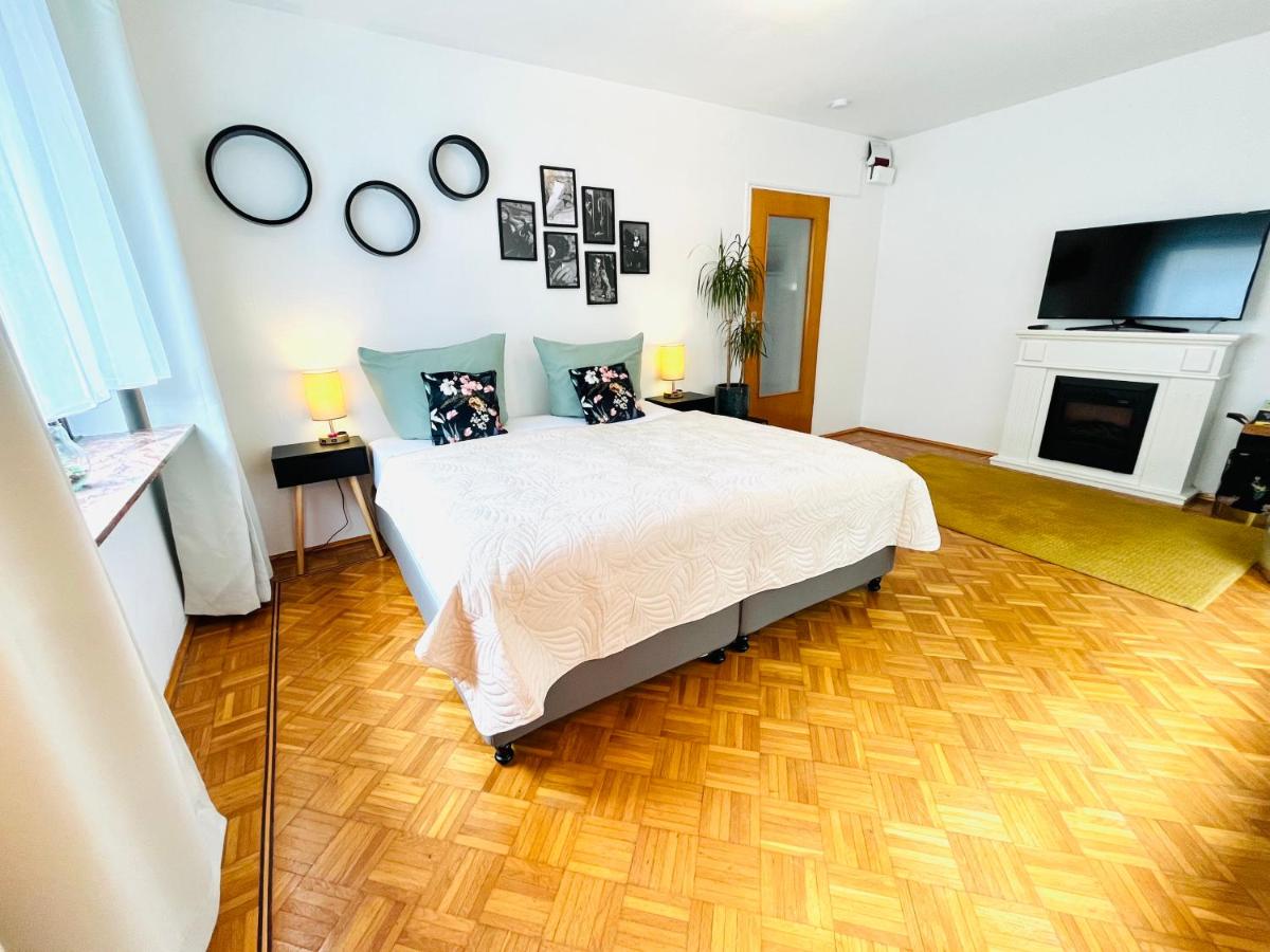 CASA INN ParkView - Relax & Chill - Perfect for Business Travel, Weekend Trip, Family&Friends, Dogs Lover, Romance, Layover or Longstay - Housity