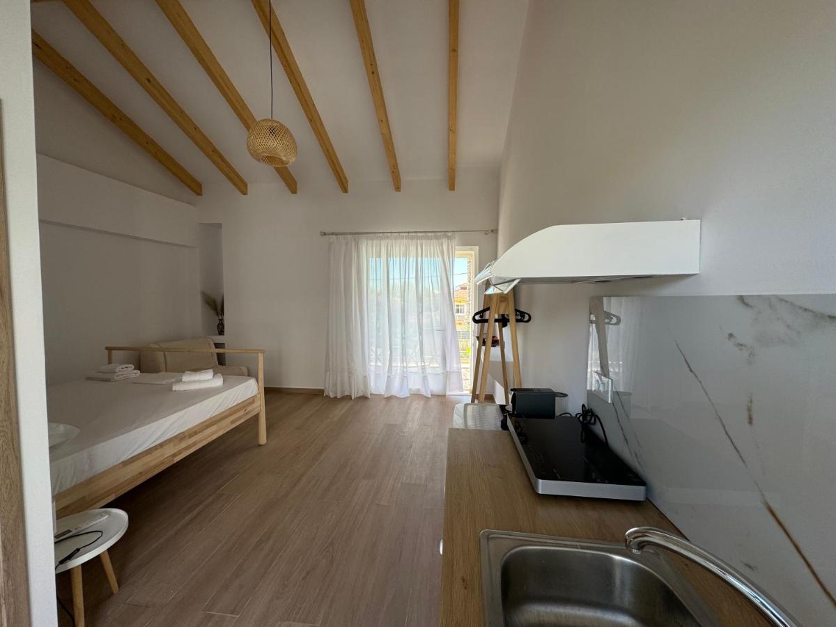 NikLuDin suites & studios - Housity
