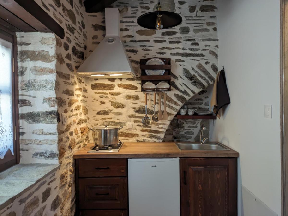 San Lorenzo Cottage - Παραδοσιακά Πέτρινα Δωμάτια - Housity