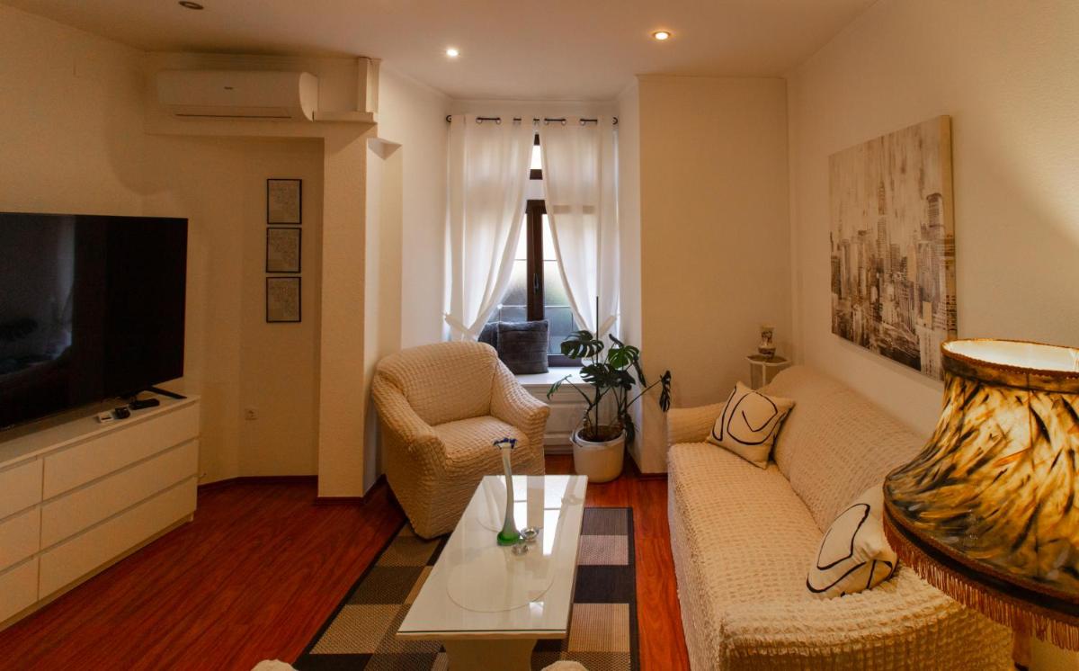 B&B Apartment's Coli Bakar - Housity
