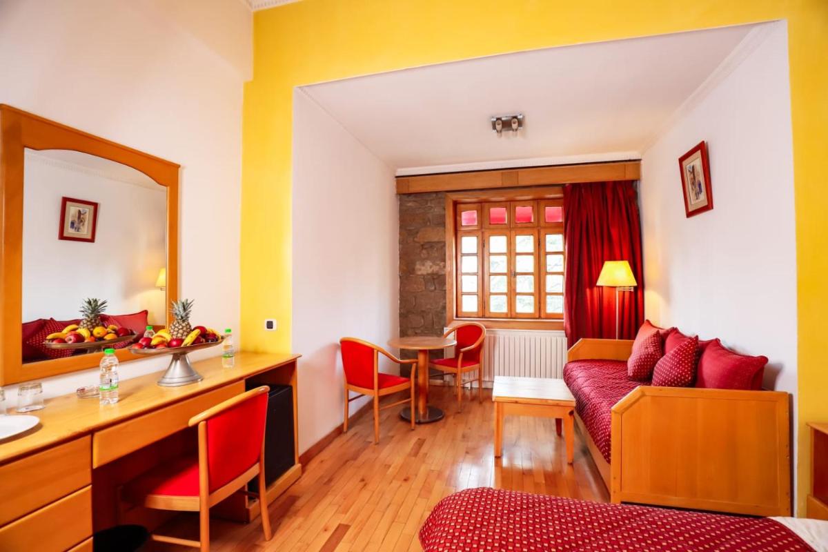 Grand Hotel Ifrane - Housity