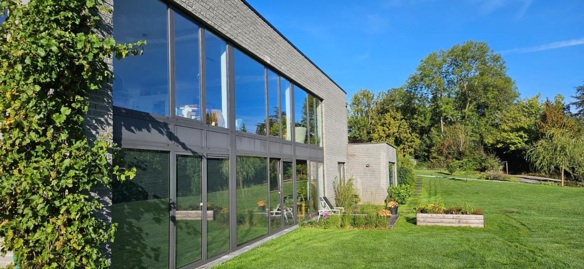 Les Croisettes 88, design loft XXL with amazing vue for peaceful stay - Housity
