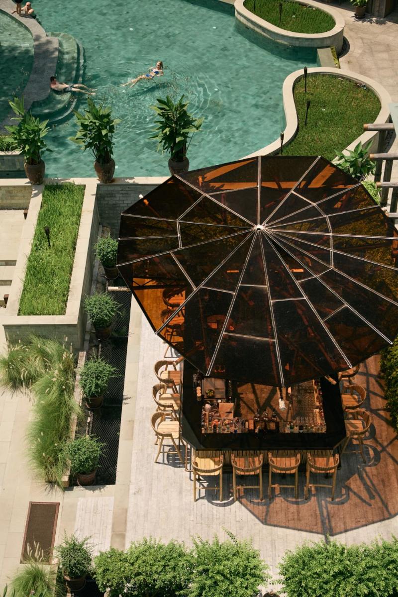 Dinso Resort & Villas Phuket, Vignette Collection, an IHG Hotel - Housity