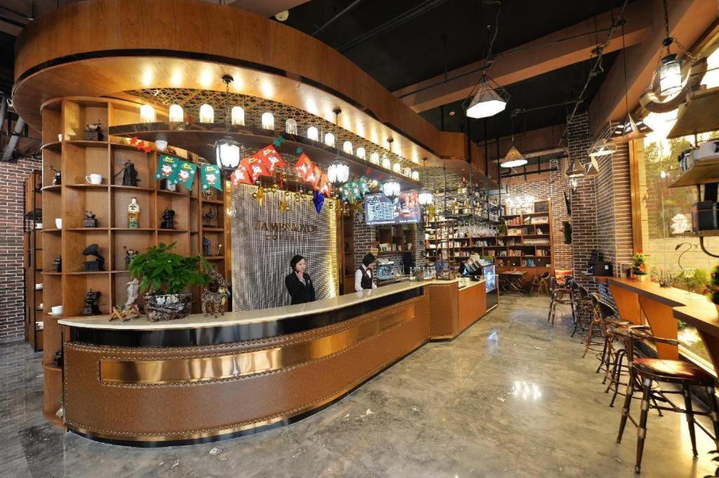 Suitetrails - James Joyce Coffetel Chengdu Jichang Road Shenxianshu