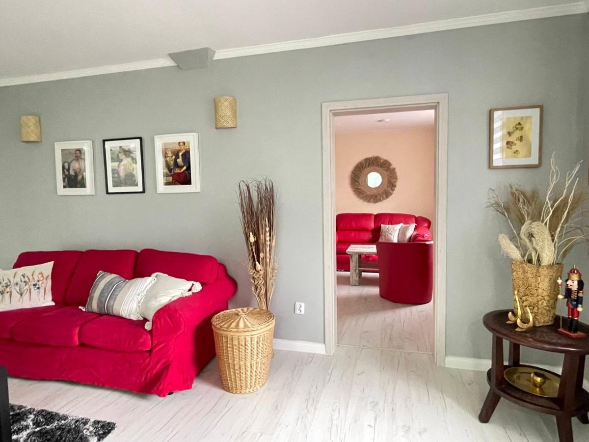 Apartament w willi Karczyn - noclegi dla miłośników natury i spokoju - Housity