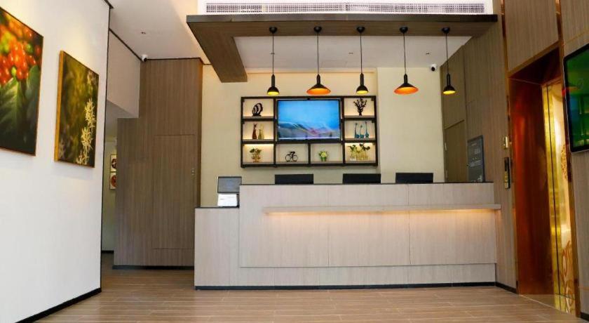 Hanting Hotel Qingyuan Yangshan - Housity