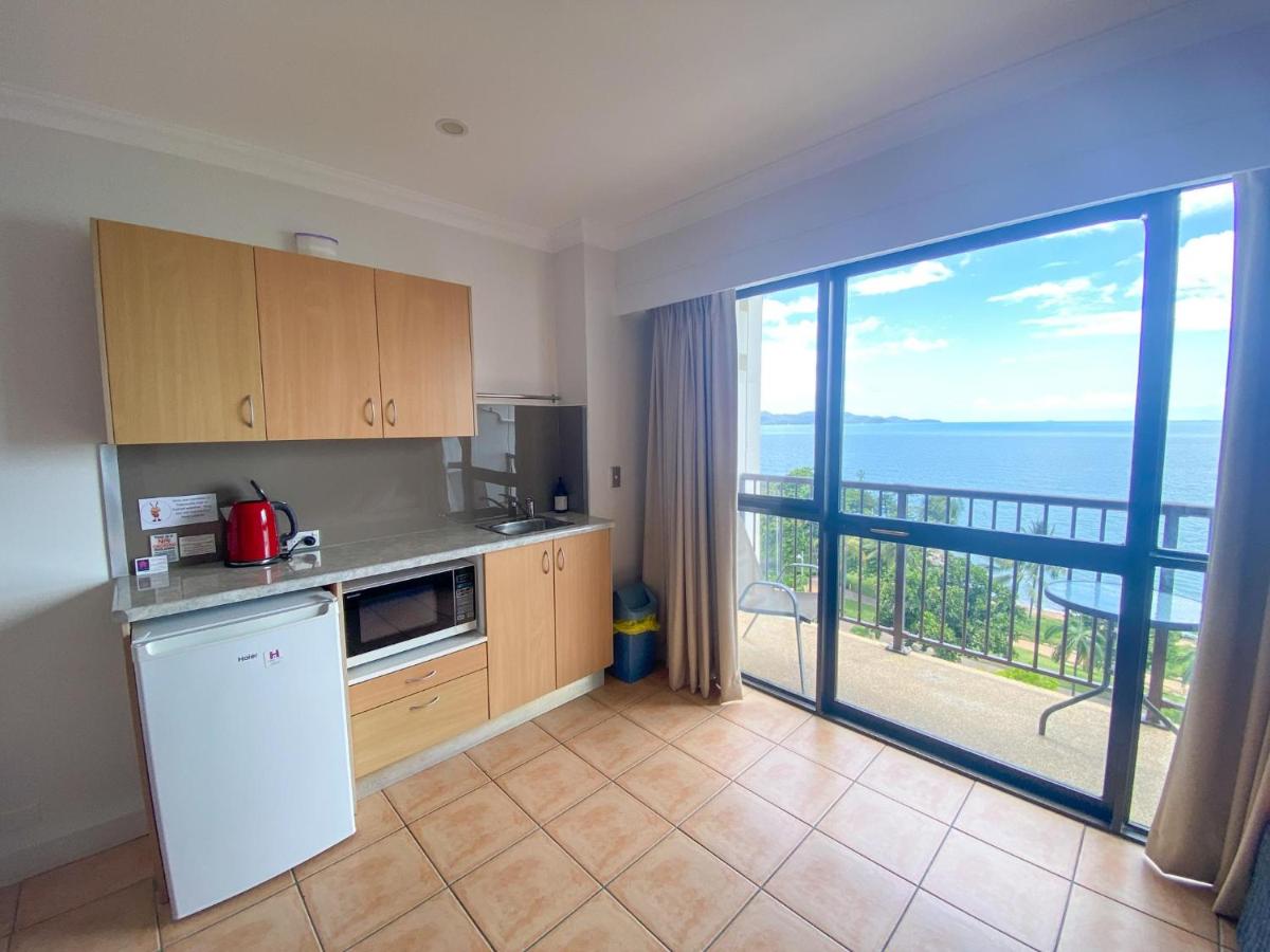 Aquarius 703 - Housity