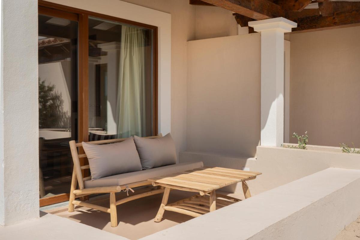 Zona de estar de Dunas de Formentera, a Small Luxury Hotel of the World