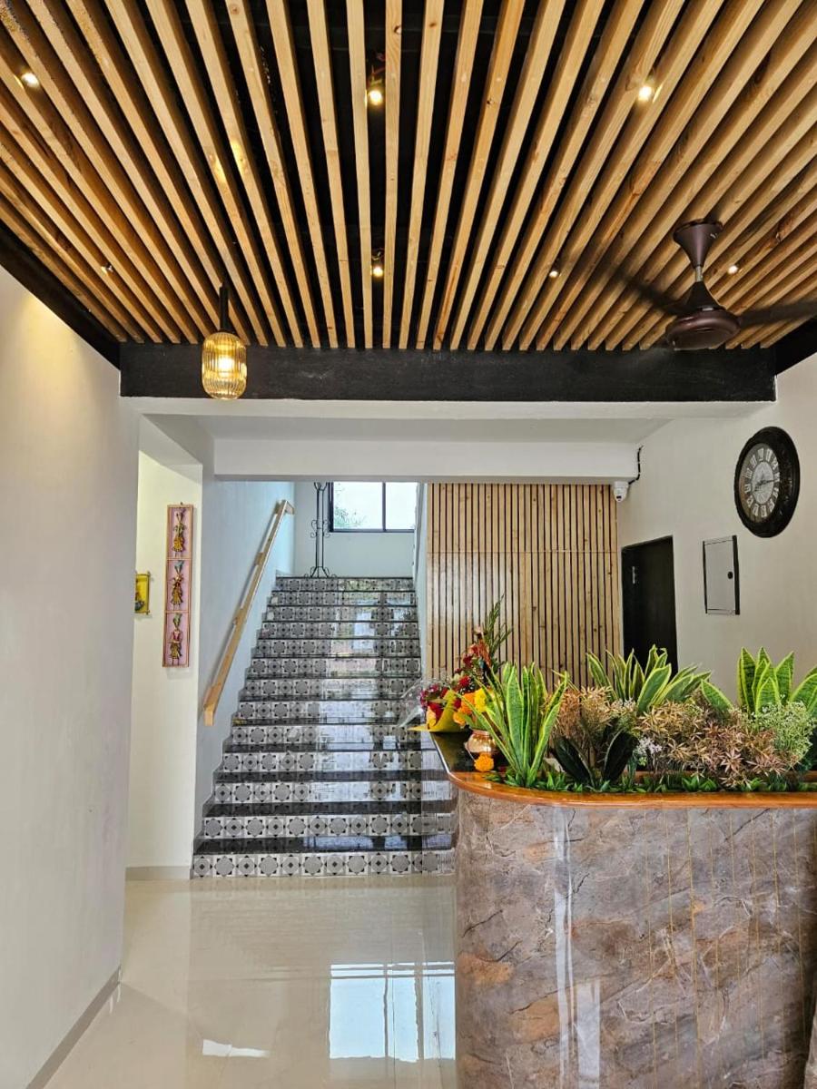 CABANA ROOMs - Housity