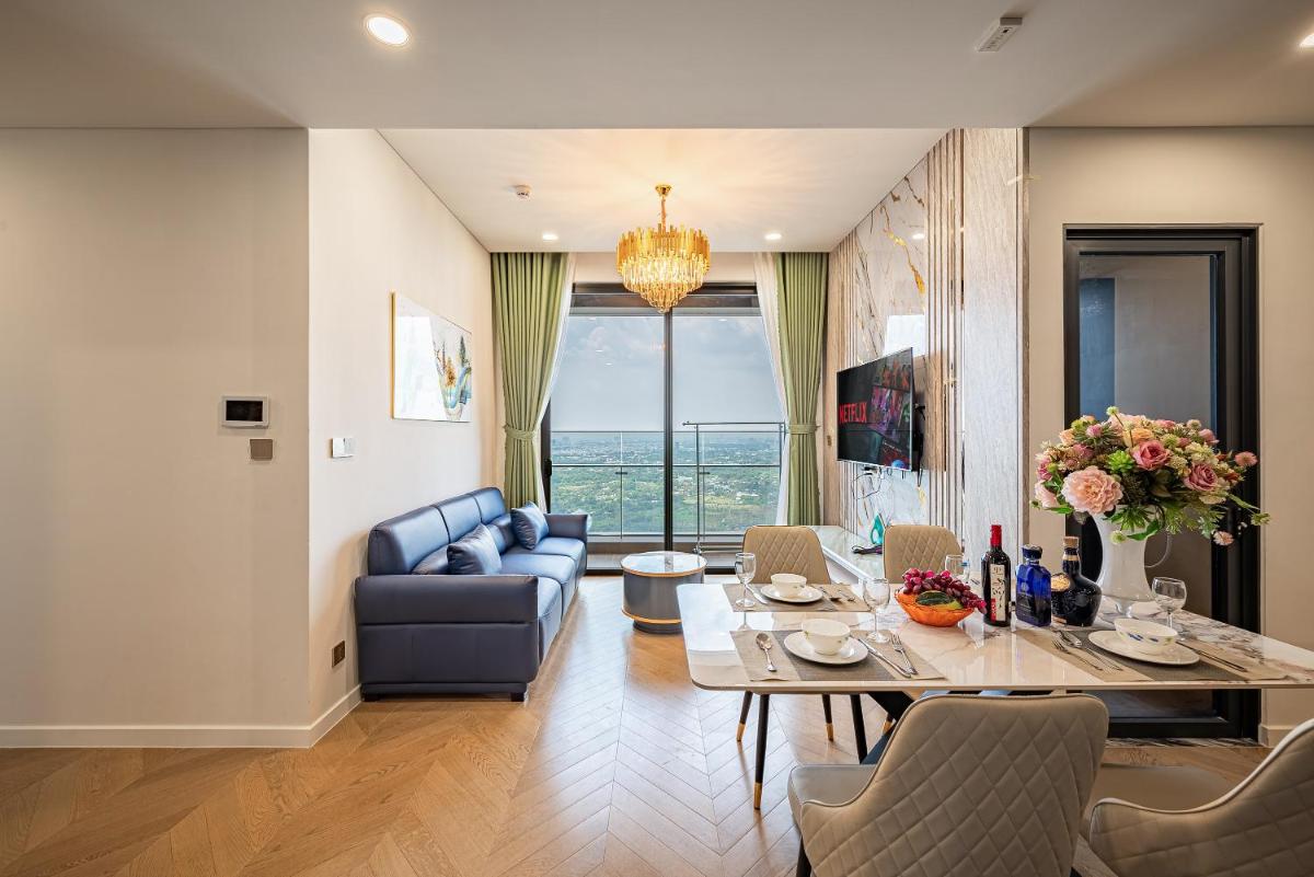 Suitetrails - Lumiere Riverside Condotel in HCMC