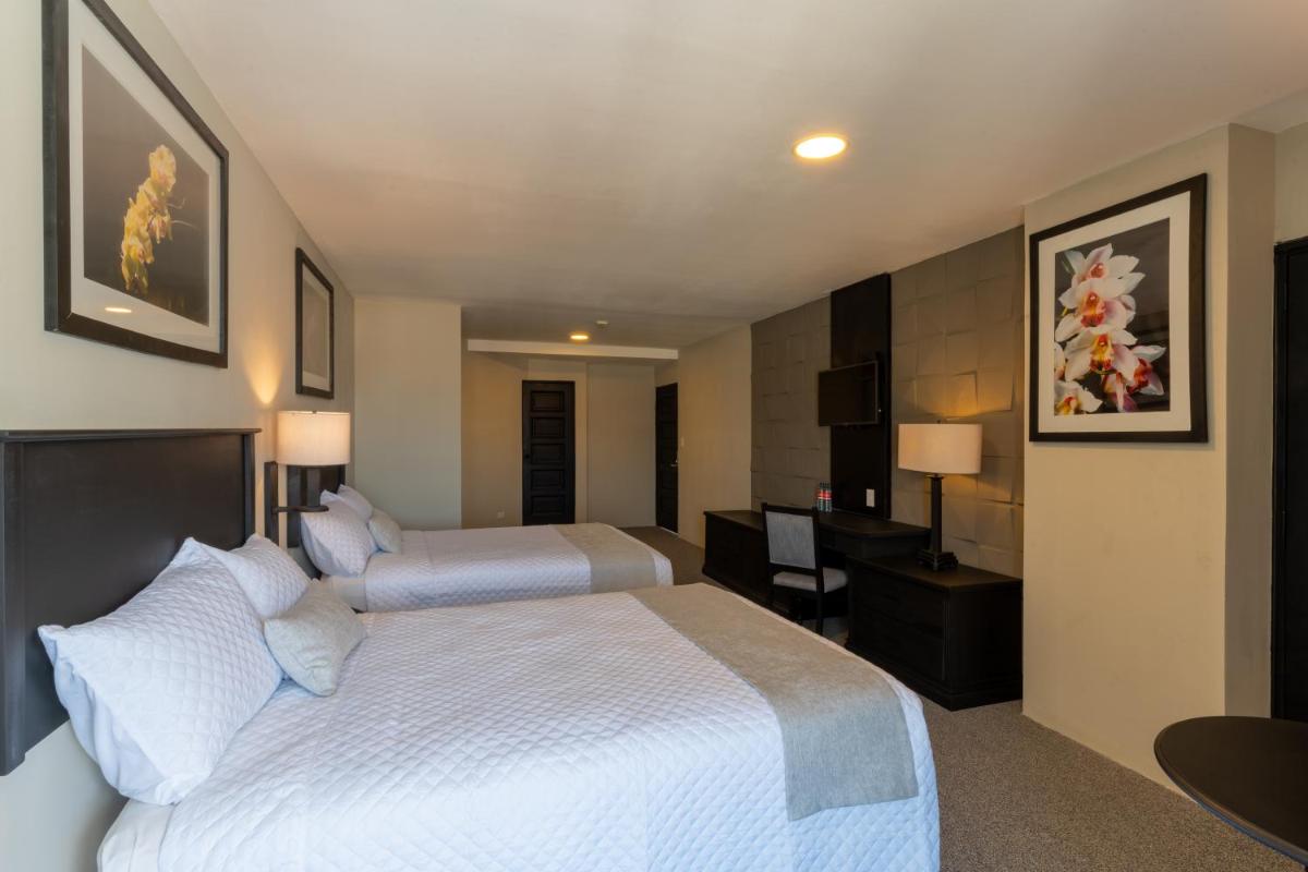 Conquistador Hotel & Conference Center - Housity