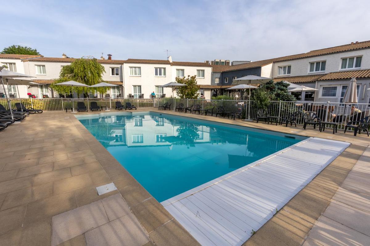 Logis LE RABELAIS Hôtel- Restaurant - SPA - Housity