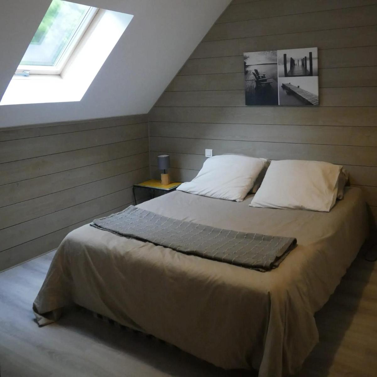 Chalet chaleureux a Marigny l'Eglise avec vue sur lac et montagne - Housity