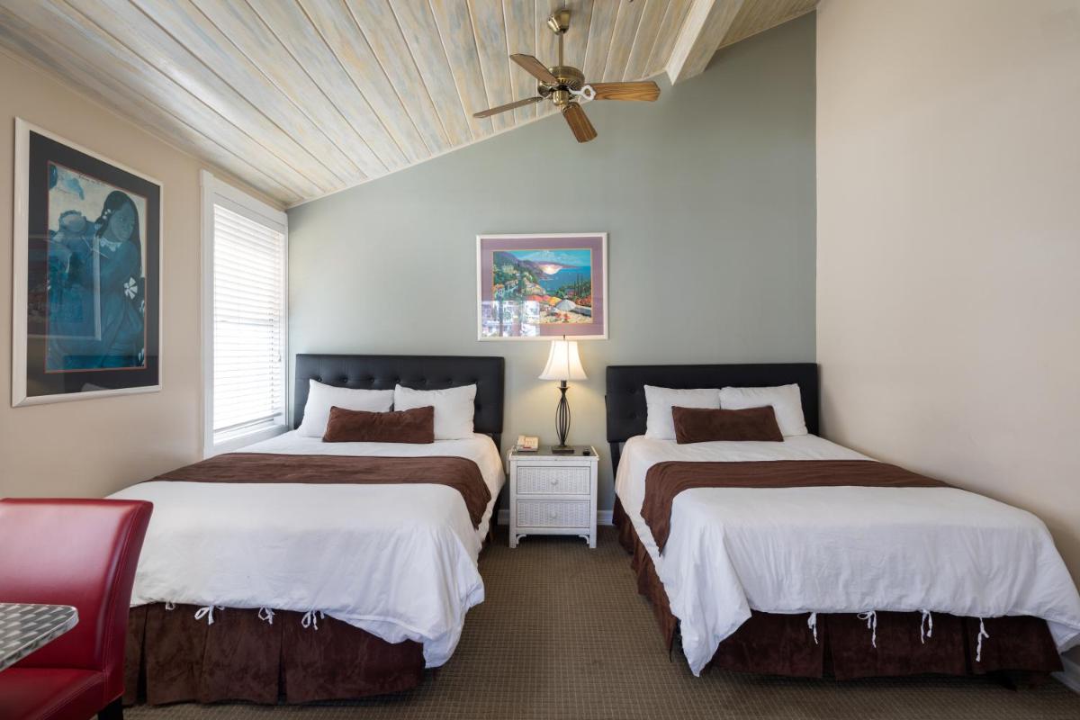 Glenmore Plaza Hotel - Housity