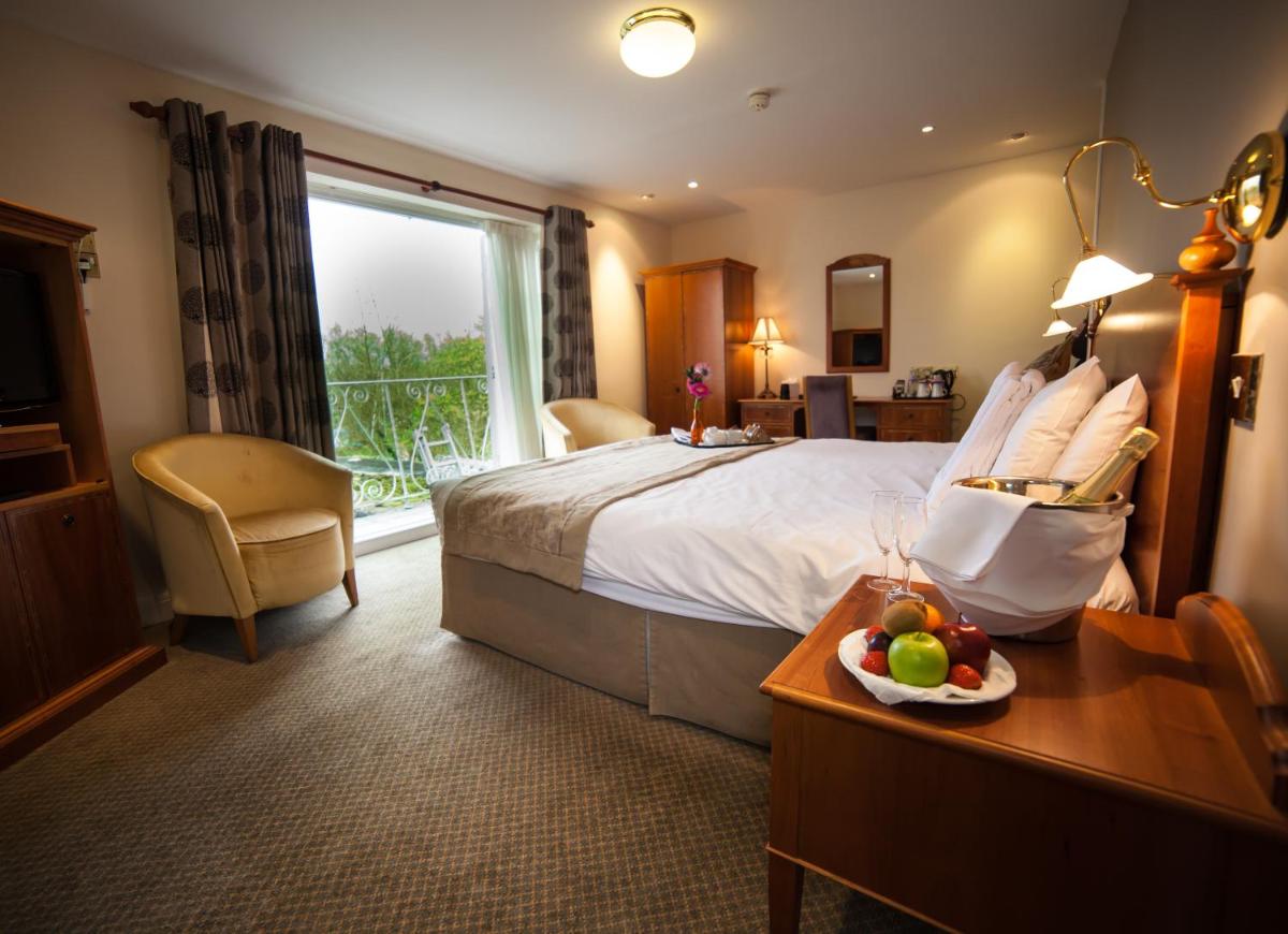 Warren Lodge - Housity