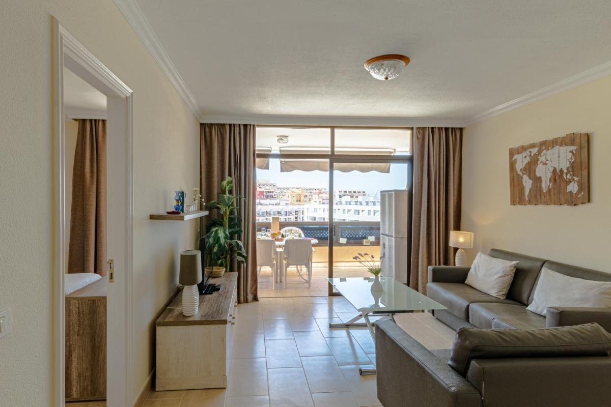 Beautiful Sunset Apt By Dream Homes Tenerife - Housity