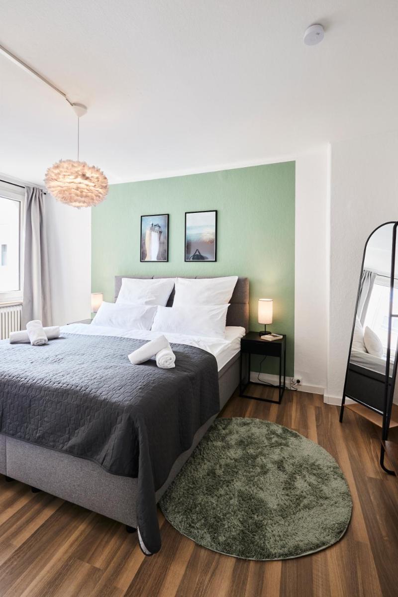 OLIVE Apartments - 3x Kingsize Bedrooms - Free Parking - Housity