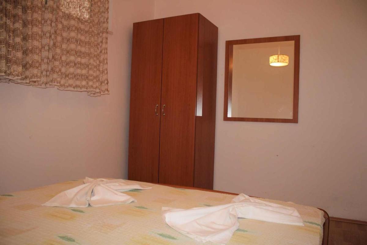 Apartments Pidi - Housity