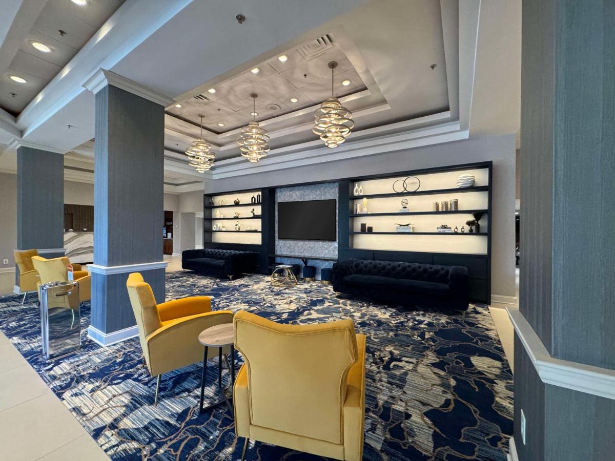 DoubleTree By Hilton Baltimore North Pikesville - Housity