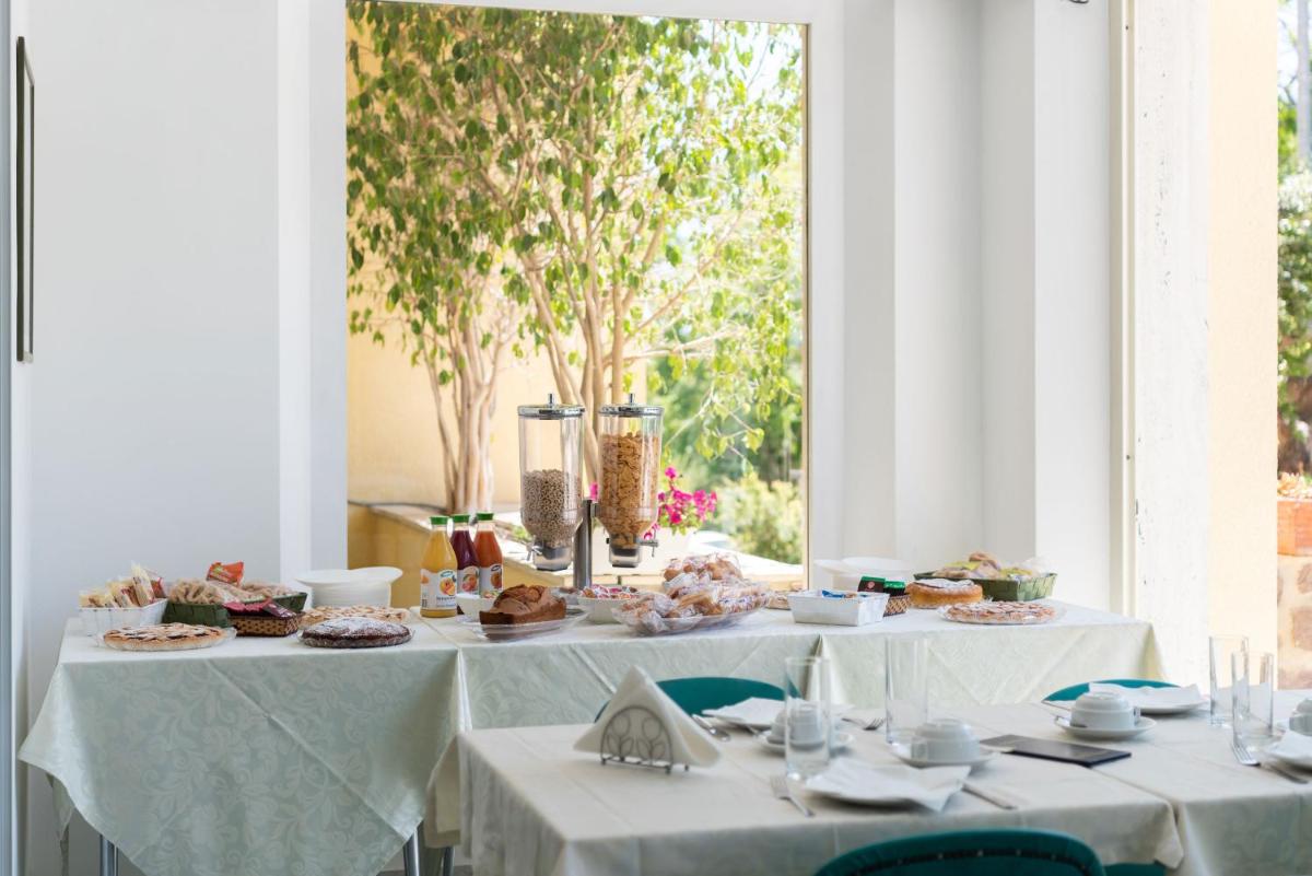 Hotel Pietra Verde - Housity