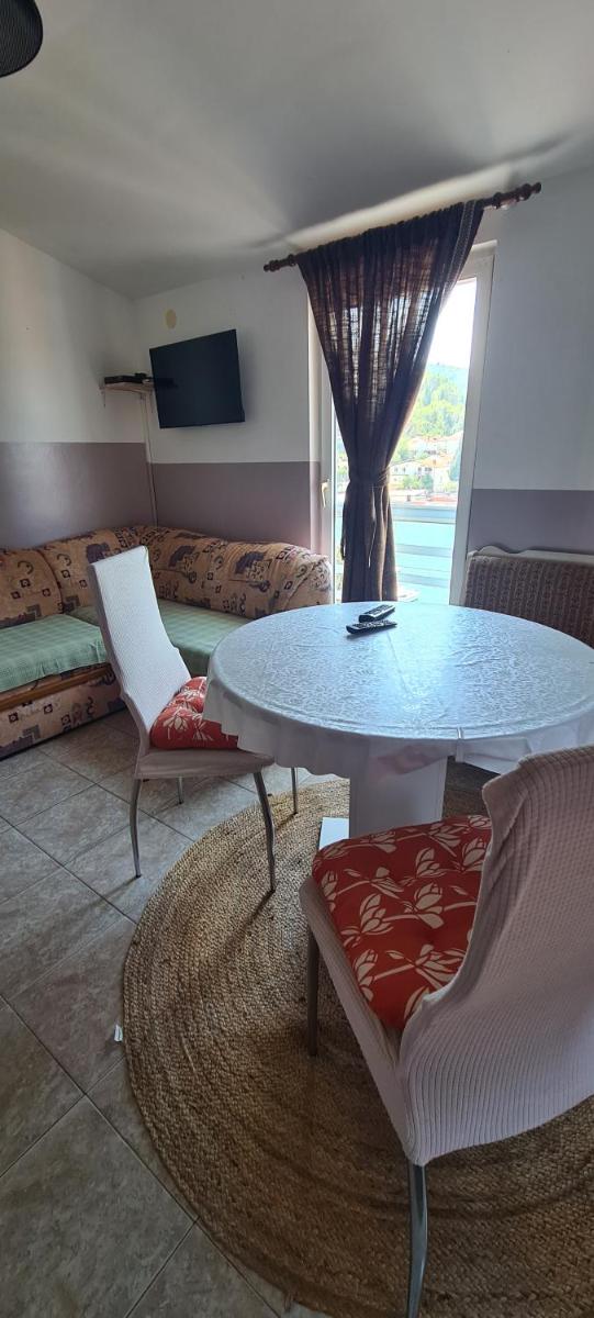 Apartments Laura - Housity