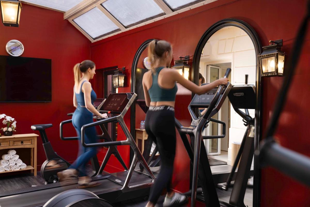 Salle ou équipements de sports de l'établissement Le Belmont Paris