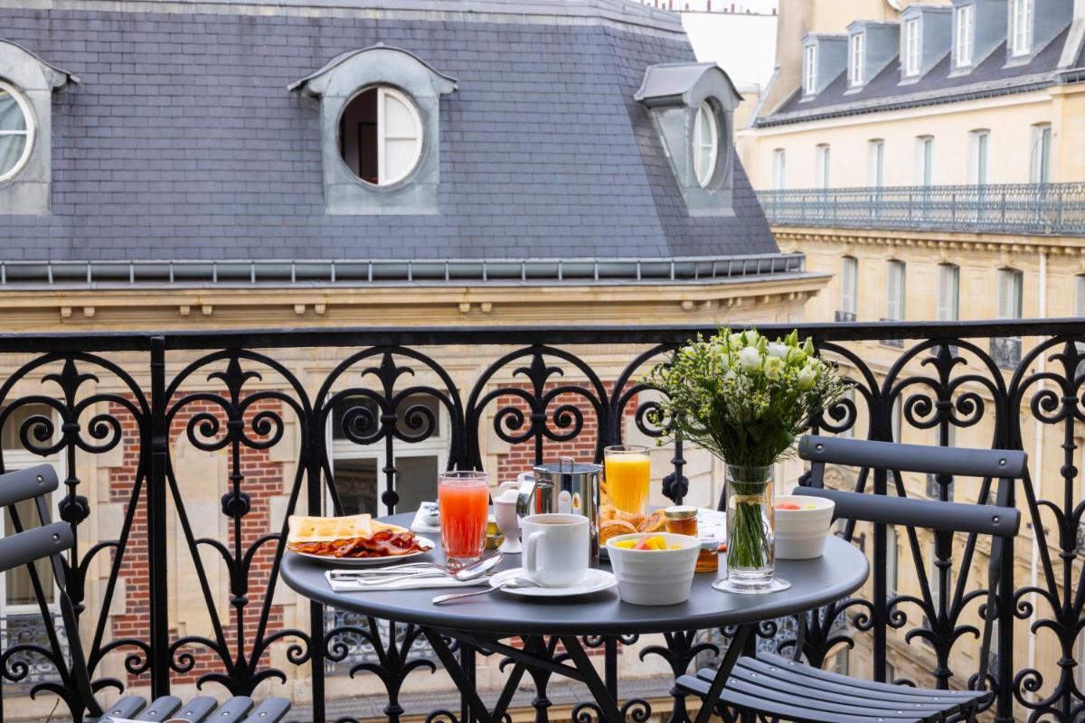 Nourriture dans l'hôtel ou à proximité