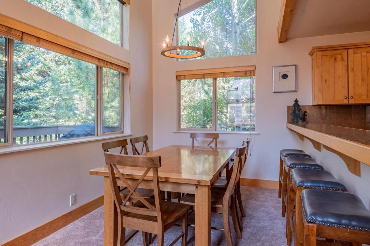 Bridgepoint Condo 08 - Housity